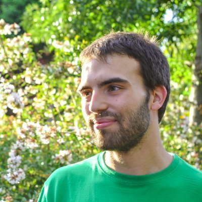 PhD in Statistical Physics, from Granada. Neuroscience, ecology, evolution, out-of-equilibrium thermodynamics, and music. He/Him.