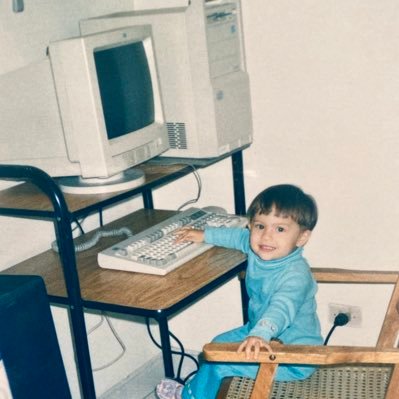 Buenasss ✌🏼 Comunicadora Social puesta para organizar el desorden