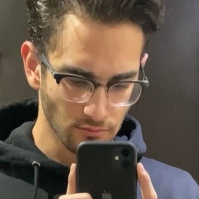 Ali___sr's profile picture. 