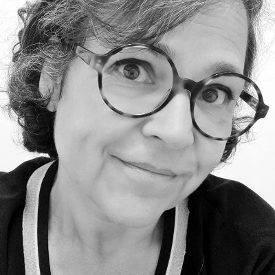 UX designer & DA passionnée par les arts en général et le digital en particulier !