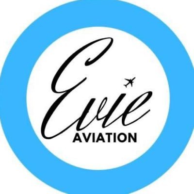 👩🏼 Hi, I’m Evie. I overcame a fear of flying to become an aviation video creator. Over 950K followers across my channels ❤️✈️