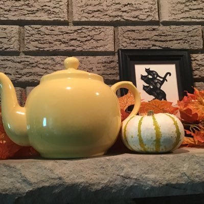 Still loves Tom Hardy, books, movies, Halloween, and of course a good tea.