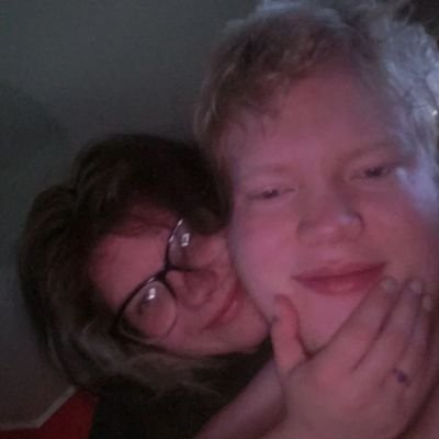 amburglar_rae's profile picture. hewwo