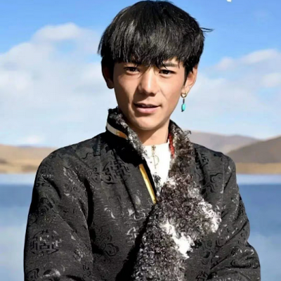 fathertang54's profile picture. 