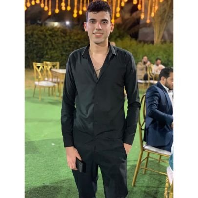 AliAhme37438742's profile picture. بحب عيونك و الاهلي ♥️