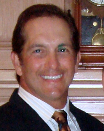 Physician & orthopedic surgeon, Navy Veteran, Father & husband, die hard Yankee Fan, UCONN Women’s Basketball fan, avid golfer, Free thinker, Proud Texan.