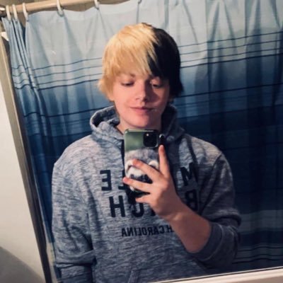 Xyrus303's profile picture. I make music