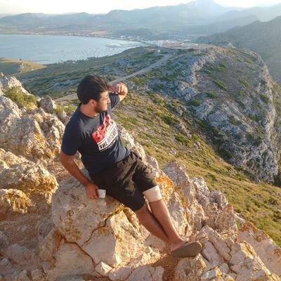 dededamian's profile picture. tío borracho