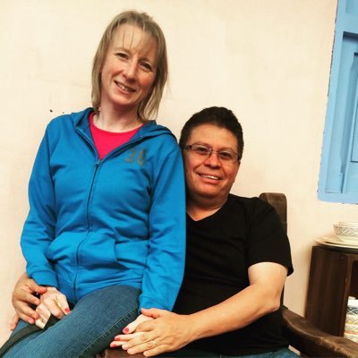 Hijo de Dios, esposo de Paty, padre de Annie y Steven, abuelito de Tori y Lena, siervo de Jesucristo y servidor de El Lugar De Su Presencia.