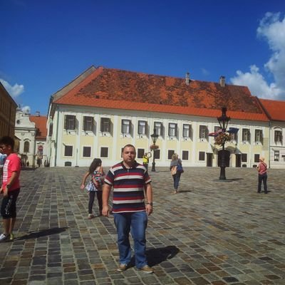 Vladimirlobune2's profile picture. Finance