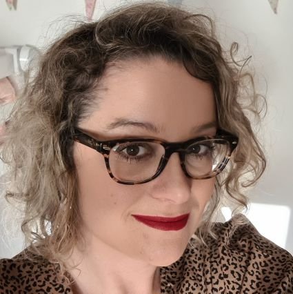 Former Trust Director of Sixth Form. Film, Media and Politcs teacher. Occassional Film reviewer/writer. NPQSL