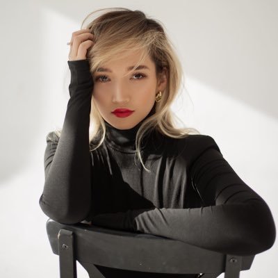 ulambekovachopa's profile picture. ♥️ I feel good. Туру-ру-ру-рум.