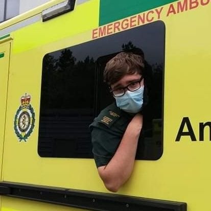 EEAST 🚑 Senior Emergency Medical Technician / Apprentice Para🚑 
-25 yrs old- 💚 I-ACT manager /  Mental Health and Wellbeing Champion 💚 
All views are my own