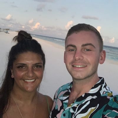 R_clark10's profile picture. 🤙🏼