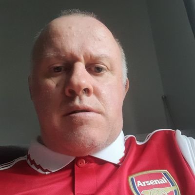 I am  55 work in my local library and support Braintree town and Heybridge Swifts #goonerfamily #northlondonisred # #standingwithukraine #stoponlineabuse