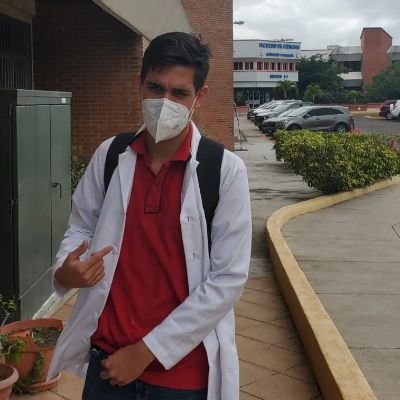 el_marcianitou's profile picture. Med Student (UNAH) & Soccer Defender 🩺⚽
Viviendo entre letras, música y deporte🥁. 
🔱