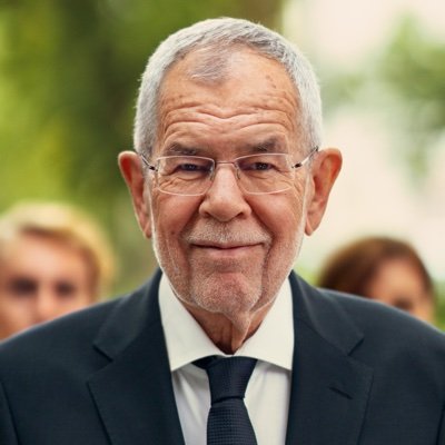 Kandidat für die Bundespräsidentenwahl 2022 - Updates vom Team Van der Bellen. Persönliche Updates sind mit (vdb) gekennzeichnet.