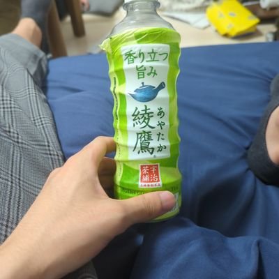 Q4ywOge2ZdwMBf1's profile picture. 