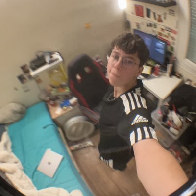 thomate319's profile picture. coucou