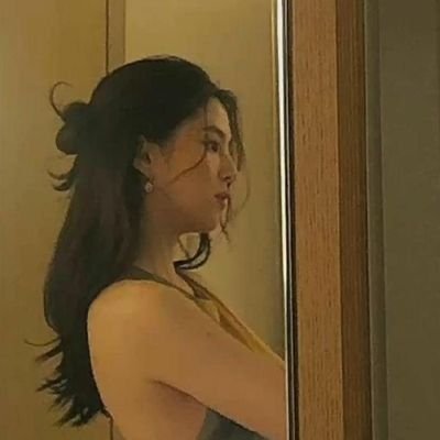 mdztAY4EVA's profile picture. stay,midzy,once,nswer,moa,blink,
forever,neverland,revluv. for better life