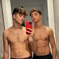 D & M ๐ (@tiktokhottwinks) 's Twitter Profile
