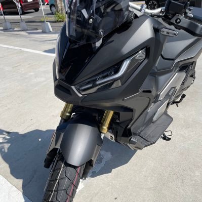 バイク、クルマ、オーディオ好きの昭和世代です。HONDA X-ADVに乗っています。オーディオシステムは、SPがElecta AmatorとDYNDAUDIOのSpecial FortyをLINN Akurate DS(katalyst DAC)にNuPrime STA-9を２台繋いで鳴らしてほどほどに楽しんでます。