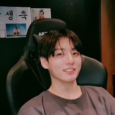 She/her ; OT7 stan ; 𝟹𝟷.𝟷𝟸.𝟷𝟾 ; 𝟹𝟷.𝟶𝟿.𝟸𝟶 ; #MusicTranscendsLanguage ;
#JHOPE: Liking #방탄소년단 was the best decision ever ;