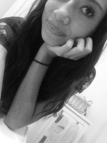 s i n g l e. always keeping it classy, never trashy.♥ always smiling. Don't rape my follow button just press it. end of story...
