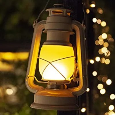MagicLantern16's profile picture. یک عدد مهندس بیچاره که مهاجرت کرده
دوستدار ادبیات کلاسیک ایران
علاقه مند به موسیقی دستگاهی