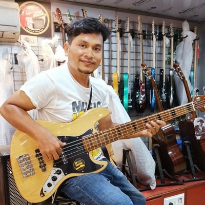 Professional bassist & bb_bassist Production