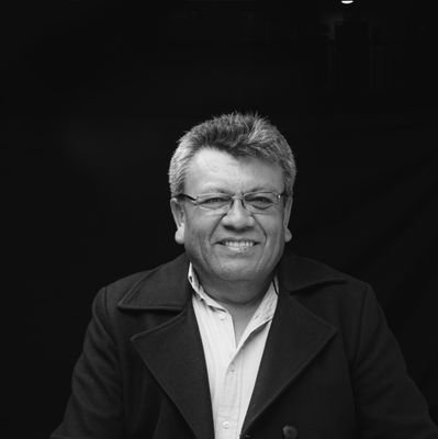 Profe al 100%. Praxis es mi consigna para escribir la historia desde los sectores populares.