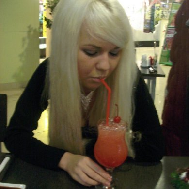 KristyDinh10's profile picture. 