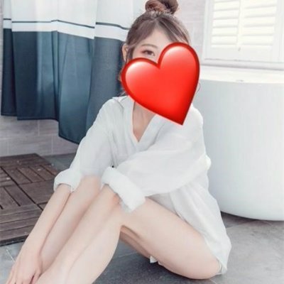 Ayumi86749112's profile picture. かまってほしい 23さいEカップ💗 栄養士 フォローうれしい メッセだともっと変態な動画あげる🥺