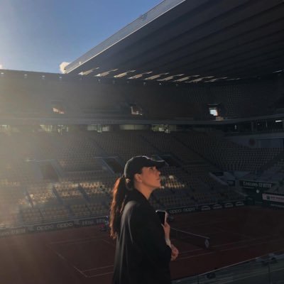 TENNIS LOVER Community Manager En plein développement d’un projet Tennis 🎾 Work for RG21 / RPM21 / RG22 /RPM22/ RG23/RPM 23/RG24