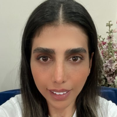 mahsasafari68's profile picture. 