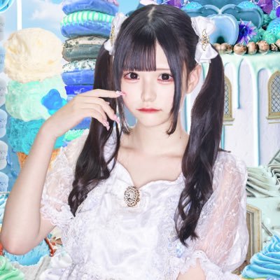 yuzurihanano's profile picture. 