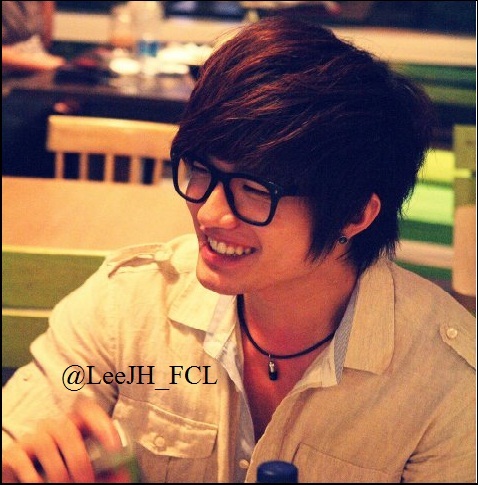 안녕 ^^ • We are FANBASE of @LeeJH_2107 • He's members of HITZ • Adm: LS & LC • Followed By Oppa: 25/August/2011 • 감사합니다 ☺ keep follow me and @LeeJH_2107 ~