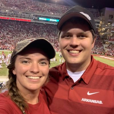 💍 to @Fit_CassieK Dog loving, Hog calling, Razorback fanatic, and dirt track addict. #WoooPigSoooie 🐗 #GoHogs #ThunderUp #STLCards #RAMSHOUSE