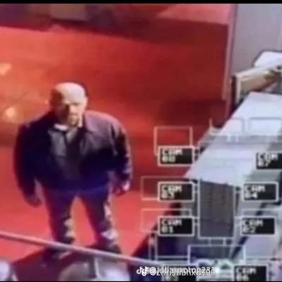 Maximil79158990's profile picture. 