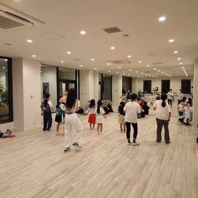 dancerのための様々な身になる情報発信アカウント
ダンスを仕事にしていきたい人は要チェック!