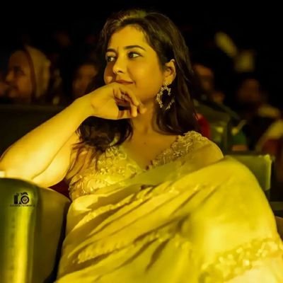 MiaKumar16's profile picture. 