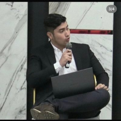 Abogado e investigador en Derecho Disciplinario. Asesor jurídico de entidades públicas y privadas.