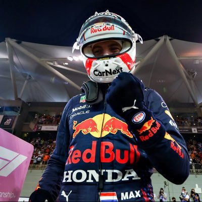 16 | 🇧🇭 | Retired f1 esports driver | No assists | @Max33Verstappen fan🧡🦁|