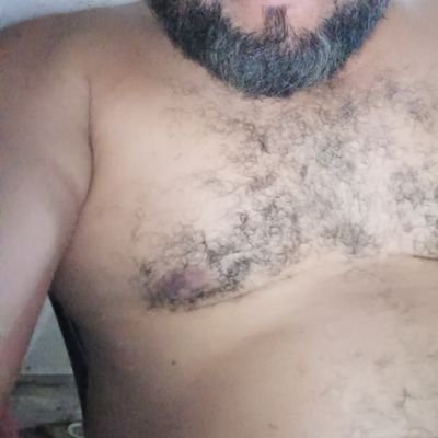 Bi married, into mature uncut stocky hairy men in white briefs!