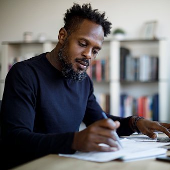 W8X10's profile picture. Build Relationship with his Opponent, travelling, fat people, #ARB $XRP #PEPE. Think Writing, Bayern