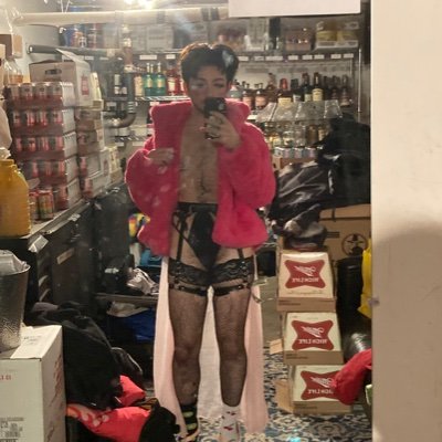 (18+) transmasc femmeboy switch 🌸 25 / they vm peachbellini $peachbellininyc