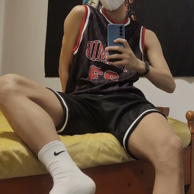 Bobo00852's profile picture. 发些自己喜欢的，点点关注不迷路