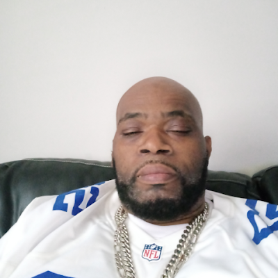 Timothy82191209's profile picture. 