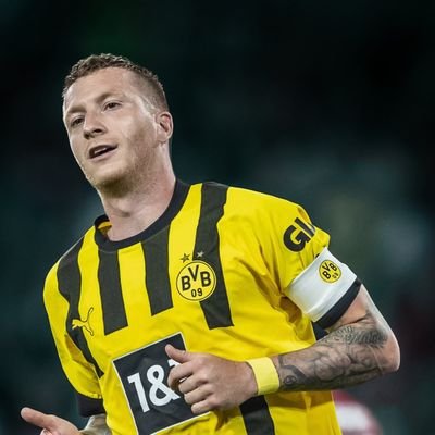 pat227722's profile picture. BlackYellow🖤💛