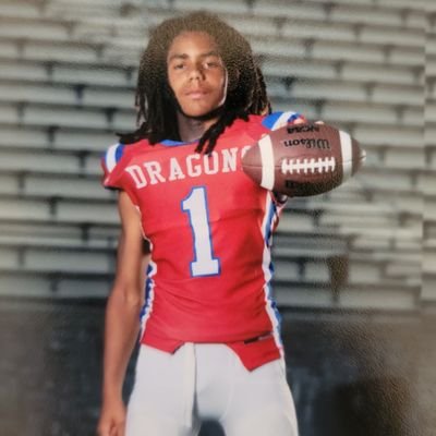 Jefferson Dragons c/o 28🐉| Age 13, 5'8 140lbs | RB/WR/DB (ATH) | ✝ God 🏈Football 🏀 Basketball 💨Track 🎣 Fishing. Next Up!